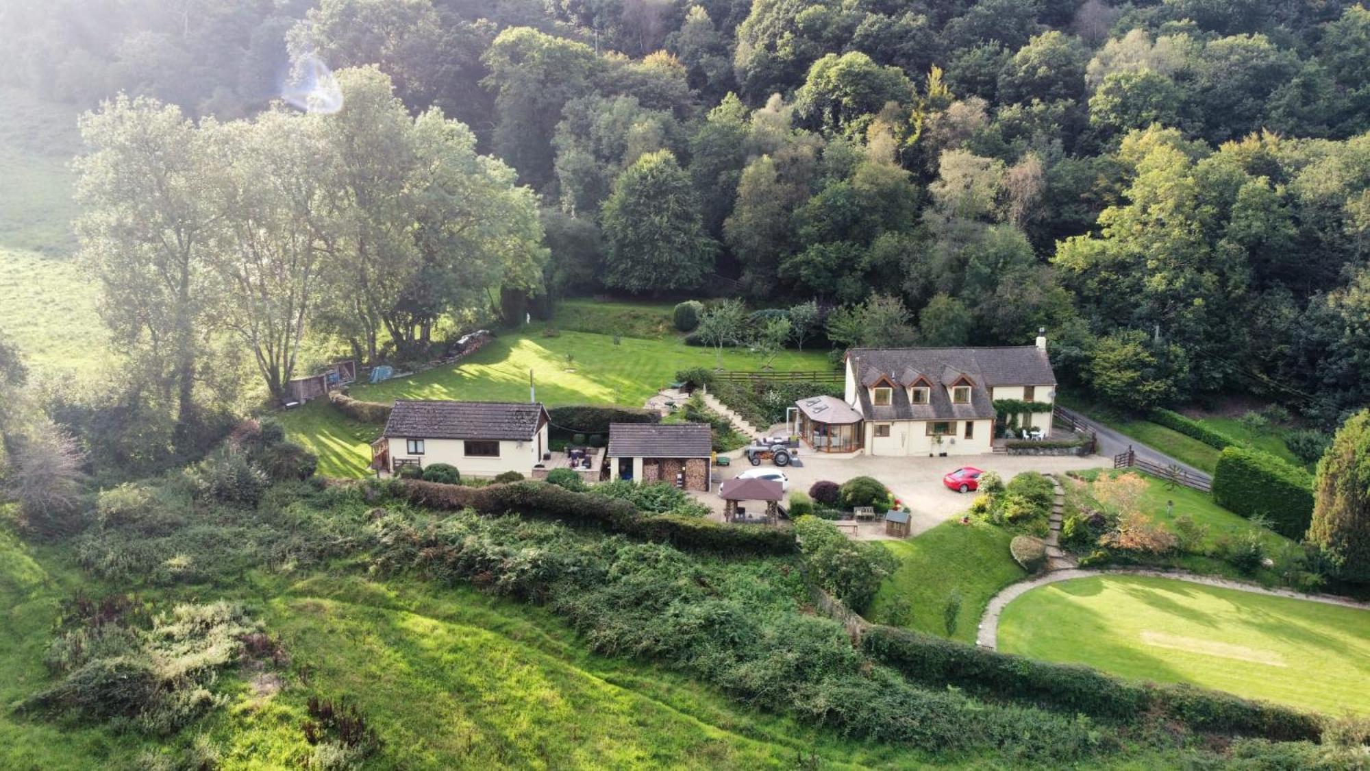 Ty Twt - Complete Holiday Home Llandysul Exterior photo